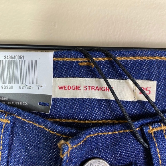 Levi’s Wedgie Straight No Mans Land Fringe Jeans - Picture 7 of 8